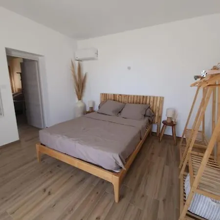Casa de Férias A Piaghja Duplex Mina En Bord De Mer A 150 Metres De La Plage Borgo (Corsica)